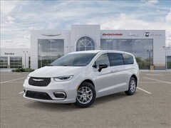 2026 Chrysler Pacifica SELECT Passenger Van