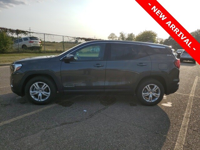 2020 Gmc Terrain SLE photo 3