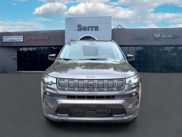 Used 2022 Jeep Compass Latitude Lux with VIN 3C4NJDFB9NT184111 for sale in Orion Township, MI
