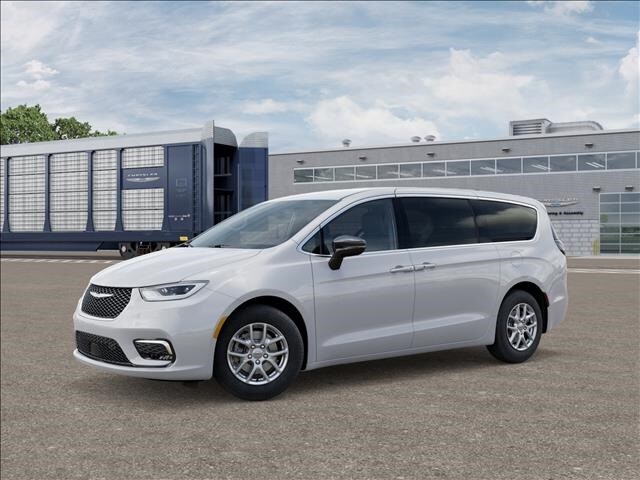 2026 Chrysler Pacifica photo 2