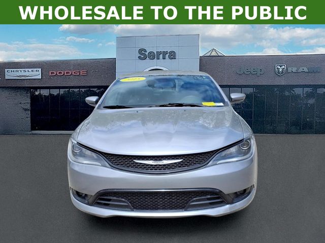 Used 2015 Chrysler 200 S with VIN 1C3CCCBG4FN717842 for sale in Orion Township, MI