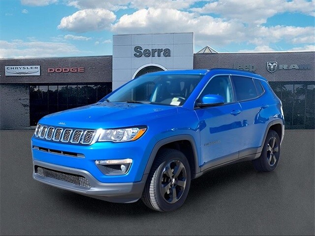 2018 Jeep Compass Latitude photo 2