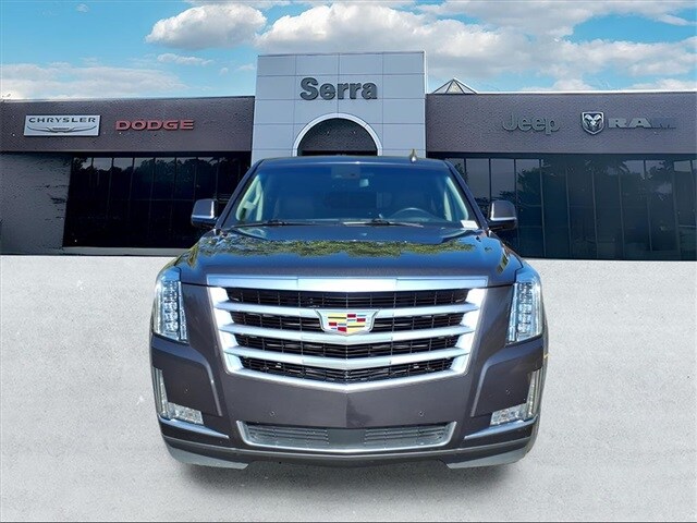 2018 Cadillac Escalade ESV Premium Luxury photo 2