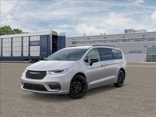 2026 Chrysler Pacifica Select's photo
