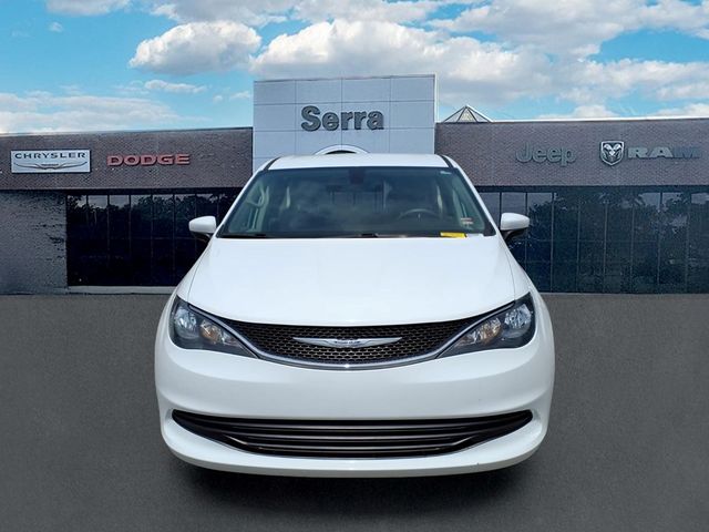 Used 2017 Chrysler Pacifica Touring with VIN 2C4RC1DG6HR520443 for sale in Orion Township, MI