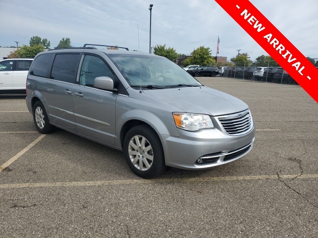 2016 Chrysler Town & Country