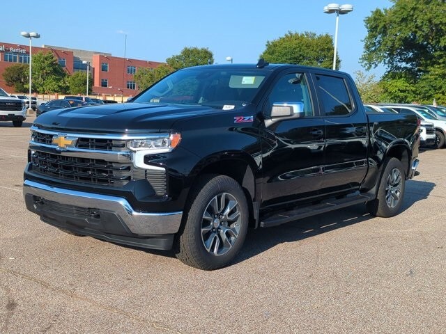 2026 Chevrolet Silverado 1500 LT photo 4
