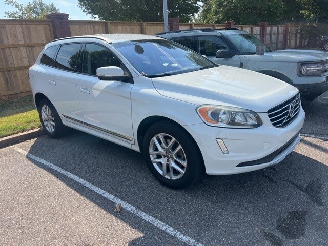 2017 Volvo XC60 T5 photo 3
