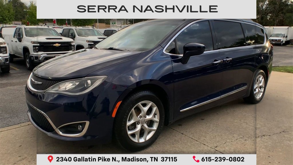 2020 Chrysler Pacifica Touring L photo 4