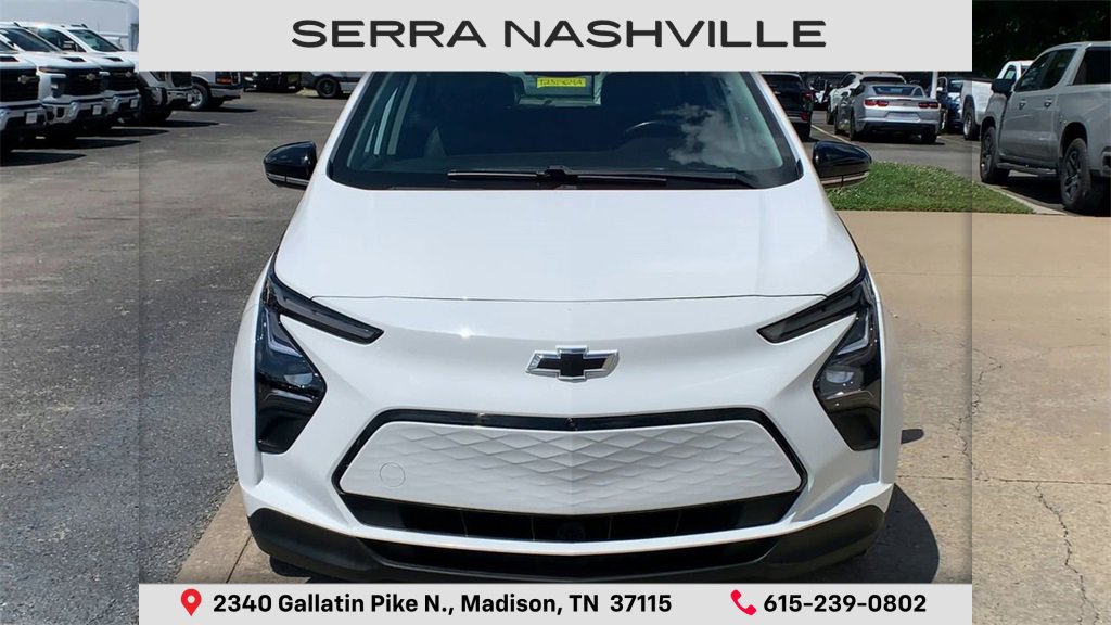 2022 Chevrolet Bolt EV 2LT photo 2