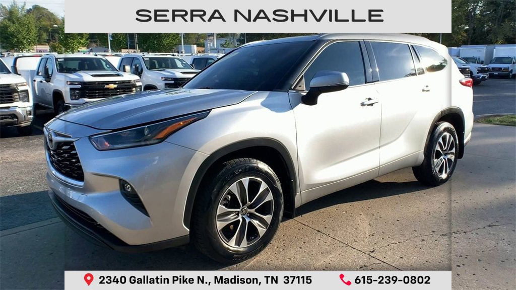 2021 Toyota Highlander XLE photo 4