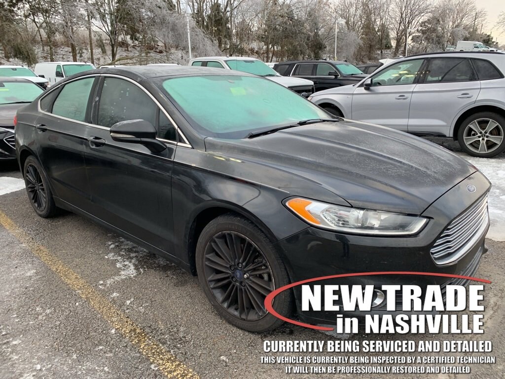 Used 2014 Ford Fusion SE Sedan