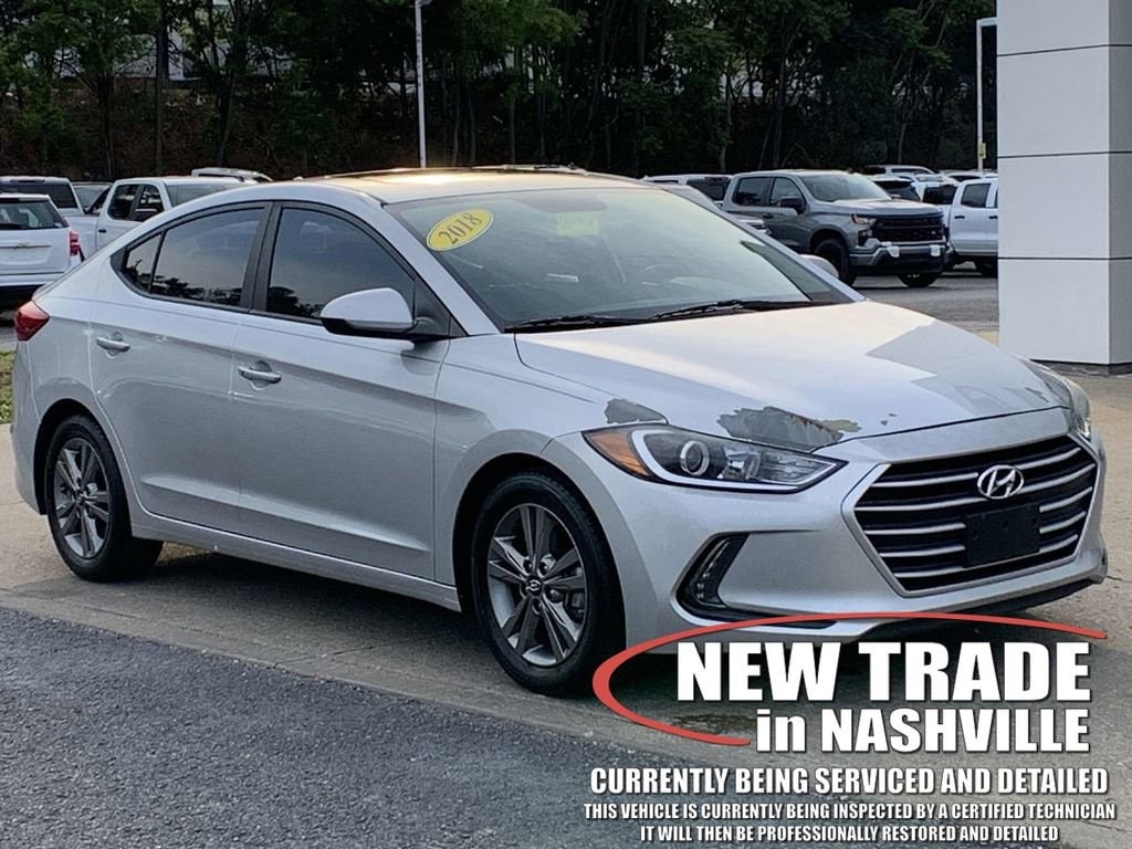 2018 Hyundai Elantra 1.8 Value Edition A/T's photo