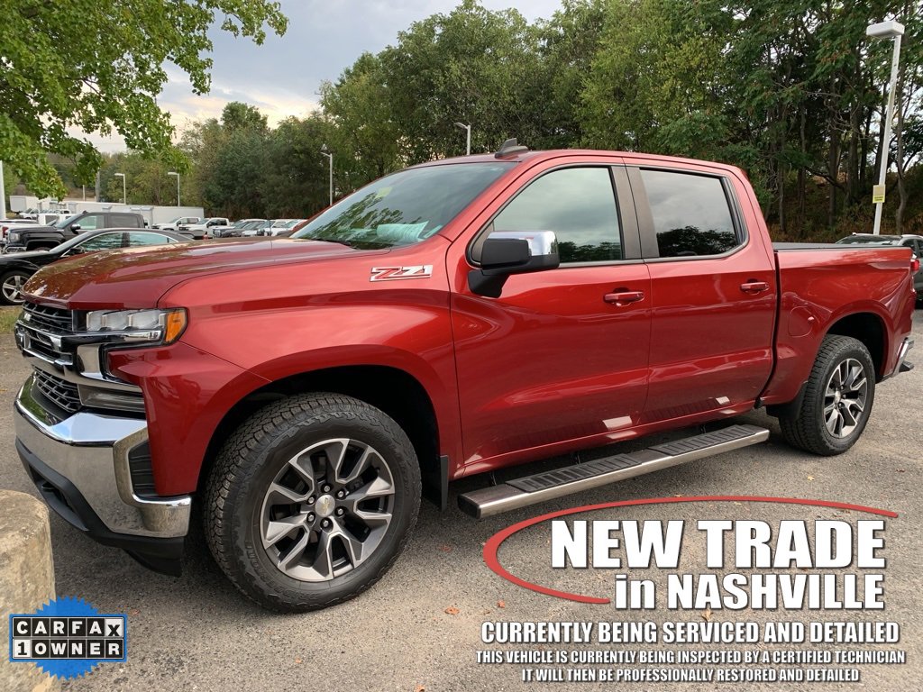 2019 Chevrolet Silverado 1500 LT photo 2