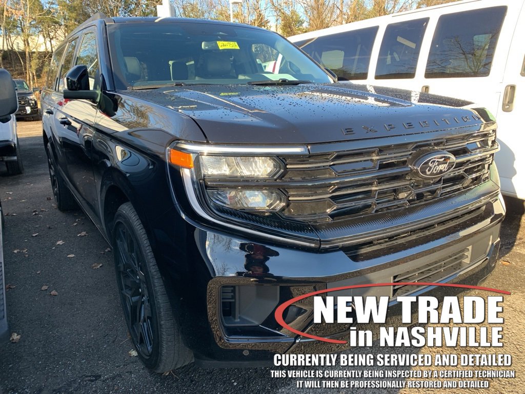 2026 Ford Expedition Platinum's photo