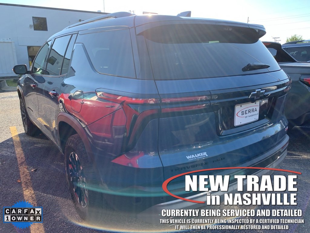 2024 Chevrolet Traverse Z71 photo 3