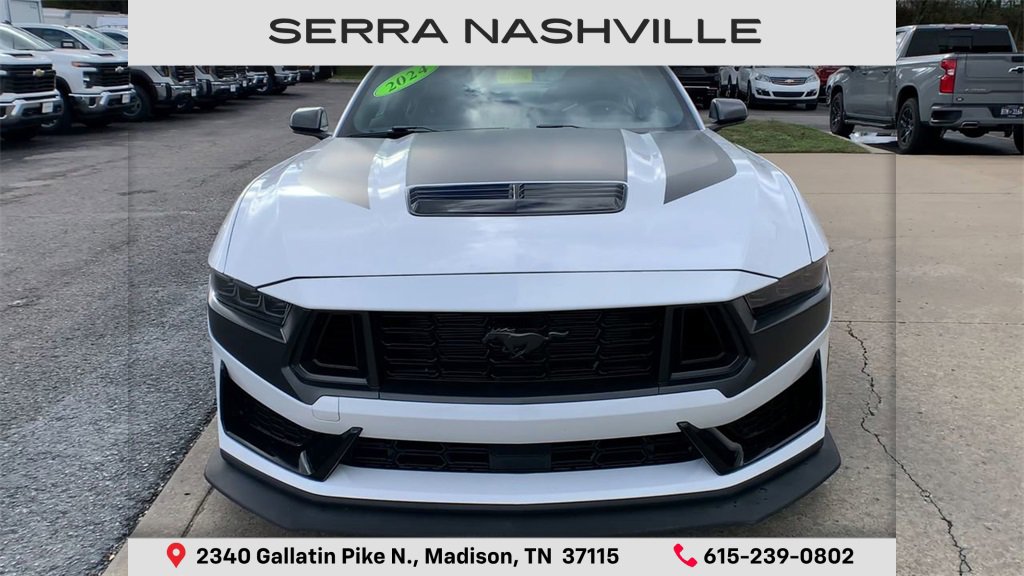 2024 Ford Mustang Dark Horse photo 3