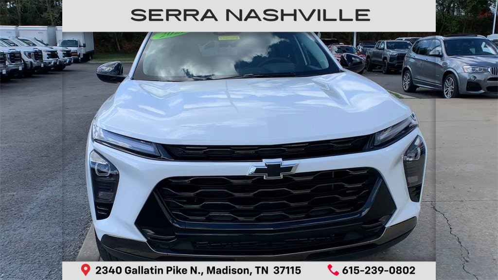 Used 2025 Chevrolet Trax Activ SUV