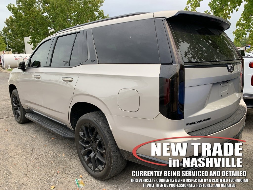 2022 Cadillac Escalade Premium Luxury photo 2