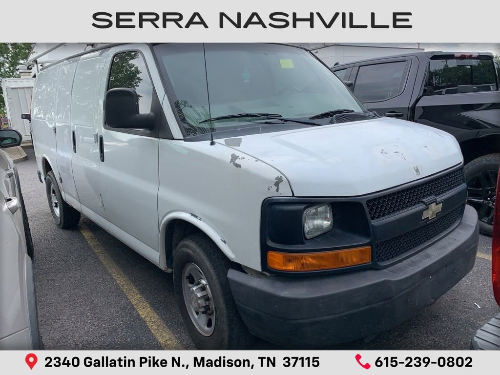2010 Chevrolet Express 2500 Work Van HD's photo