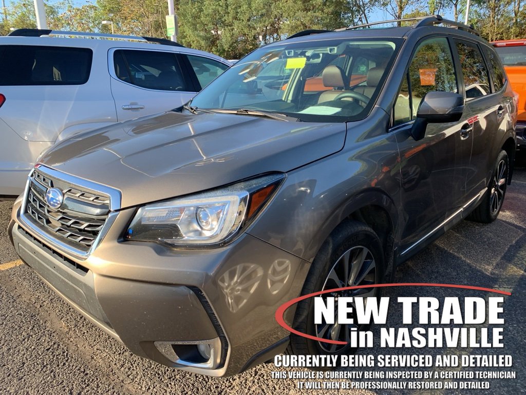 2018 Subaru Forester Touring photo 2