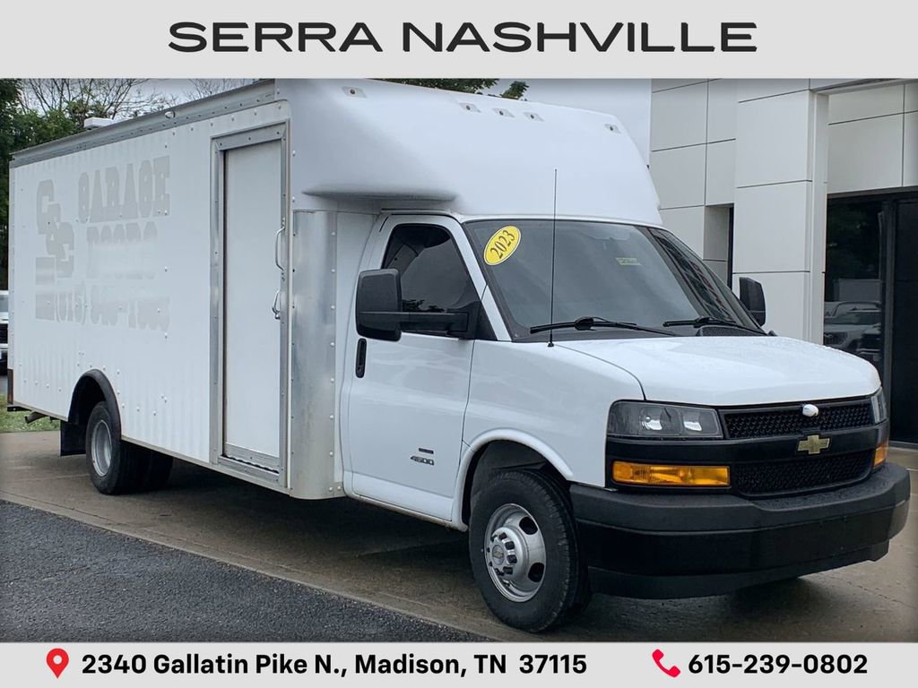 2022 Chevrolet Express 4500 159" WB's photo