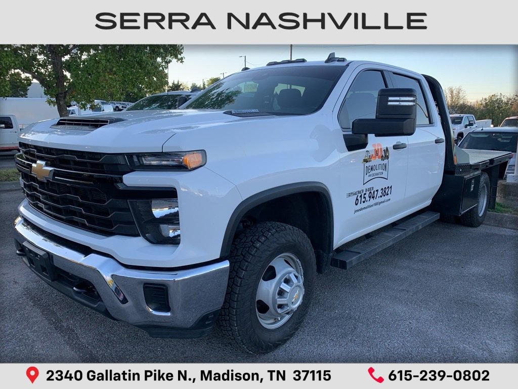 Used 2024 Chevrolet Silverado 3500 HD Chassis Cab Work Truck Truck Crew Cab