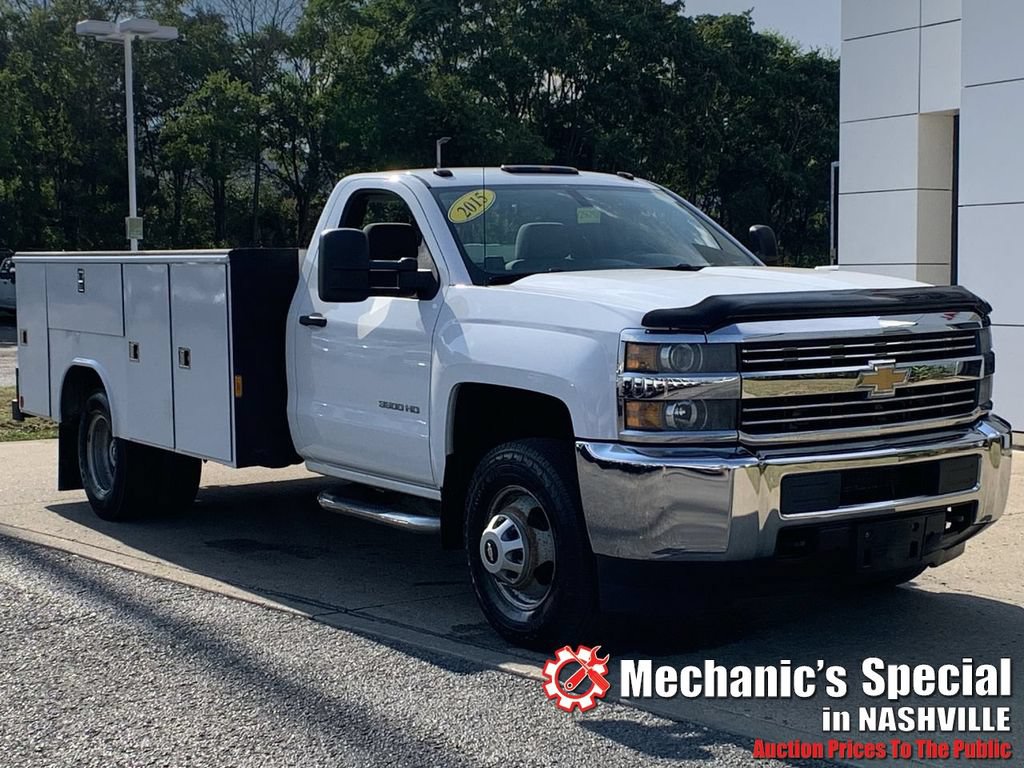 Chevrolet Silverado 3500 HD Chassis Cab