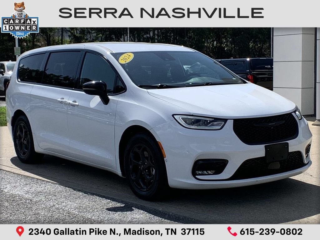 2024 Chrysler Pacifica Hybrid Select S-Appearance PHEV's photo