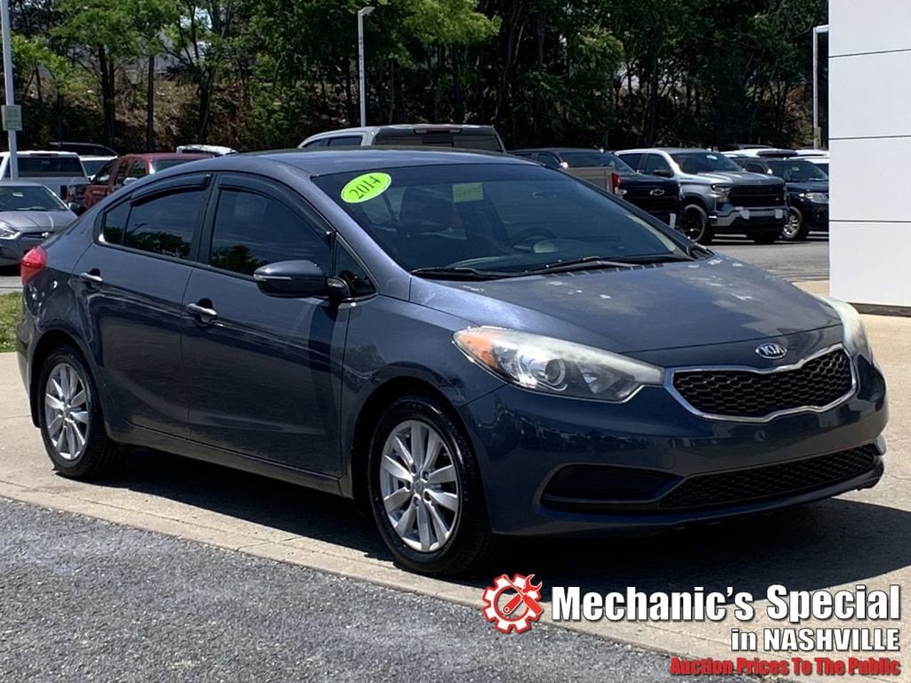 2014 Kia Forte LX AT's photo