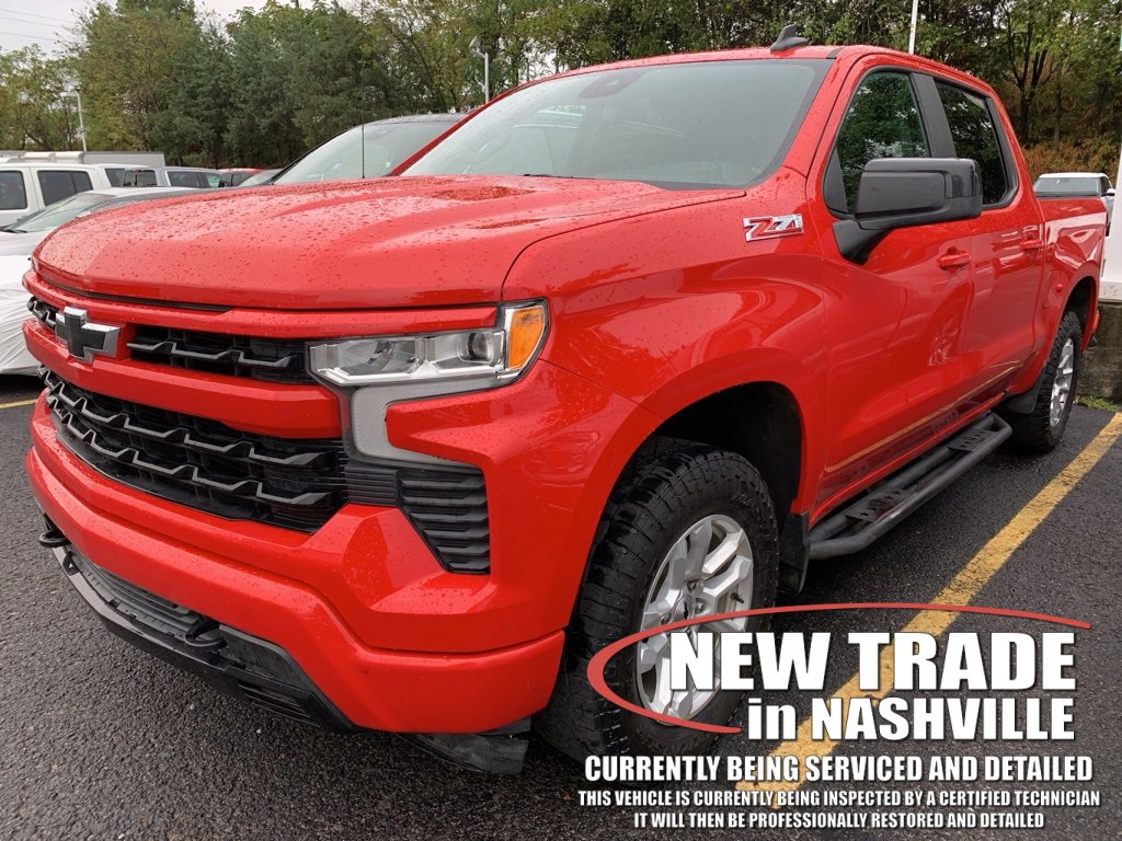 2022 Chevrolet Silverado 1500 RST photo 2