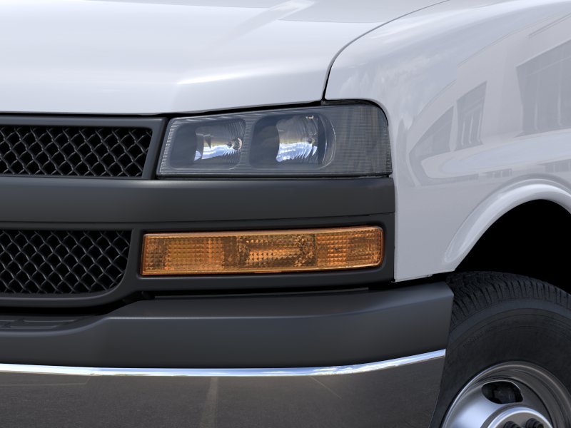 2026 Chevrolet Express Cutaway Base - Photo 34