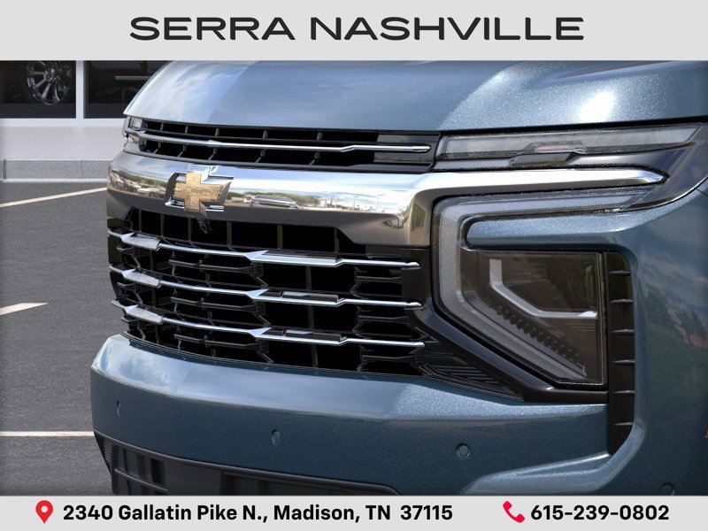 2027 Chevrolet Suburban LT - Photo 13