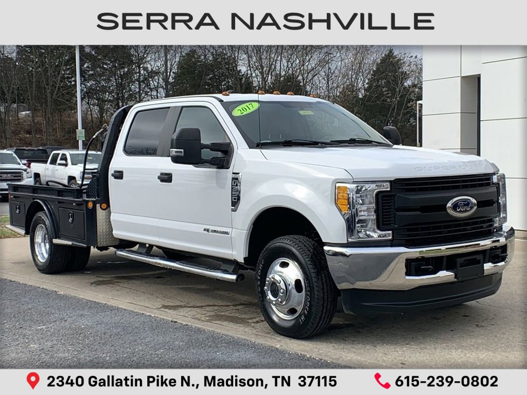 2017 Ford F-350 Super Duty Chassis Cab XL