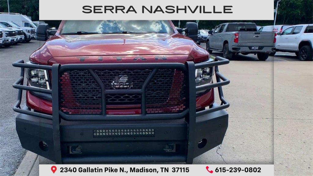2019 Nissan Titan PRO-4X photo 3