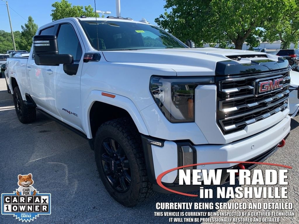 2024 GMC Sierra 4WD Crew Cab Standard Box AT4's photo
