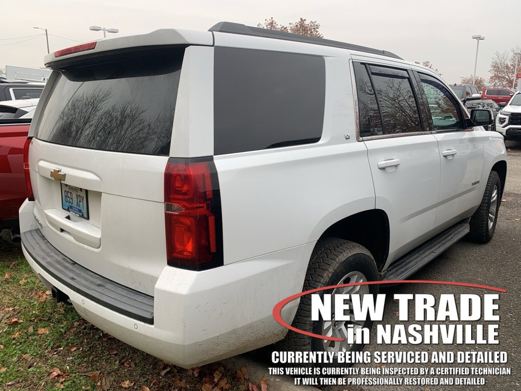 2017 Chevrolet Tahoe LT photo 4