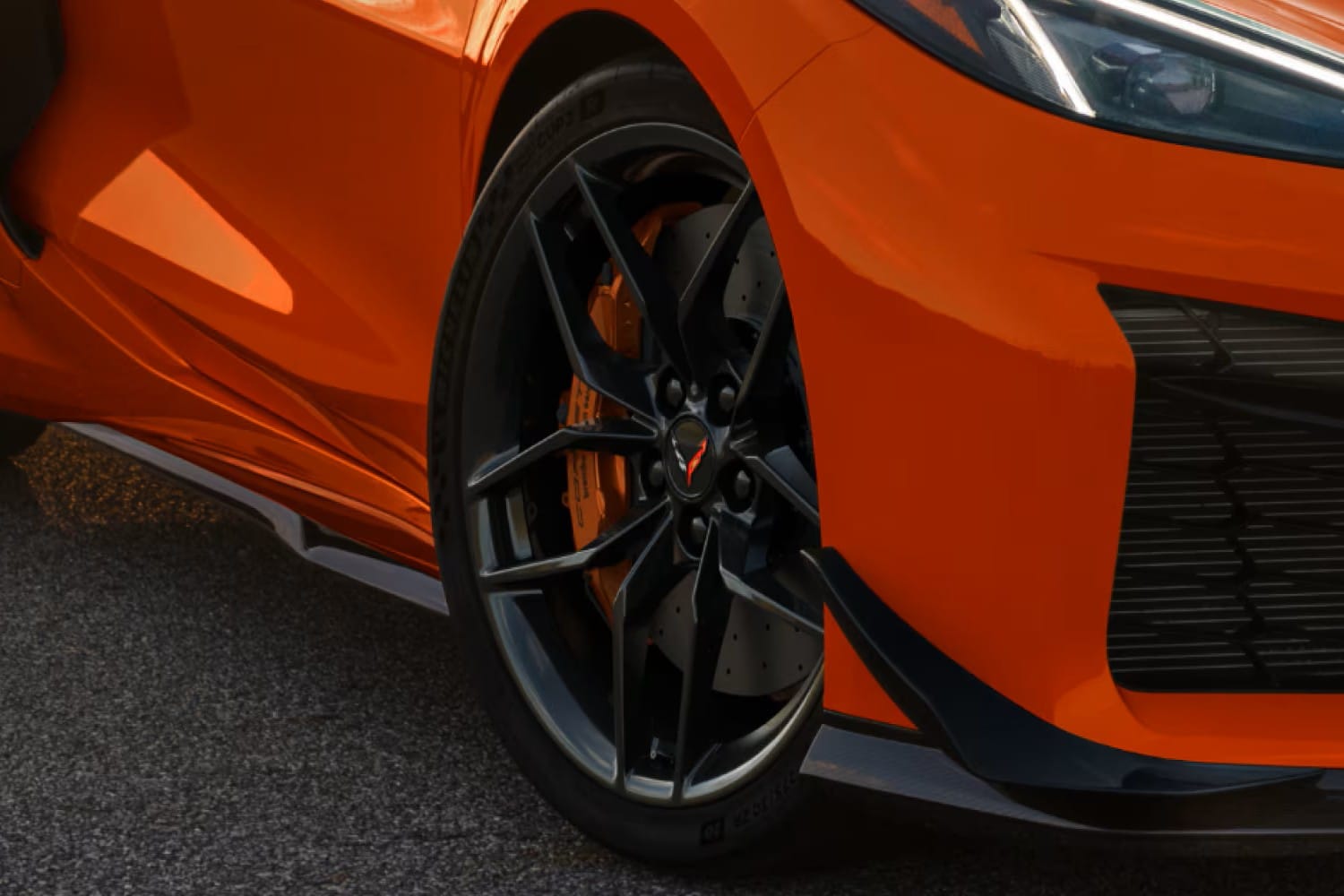 2026 Corvette E-Ray Performance App | Serra Chevrolet Buick GMC Nashville