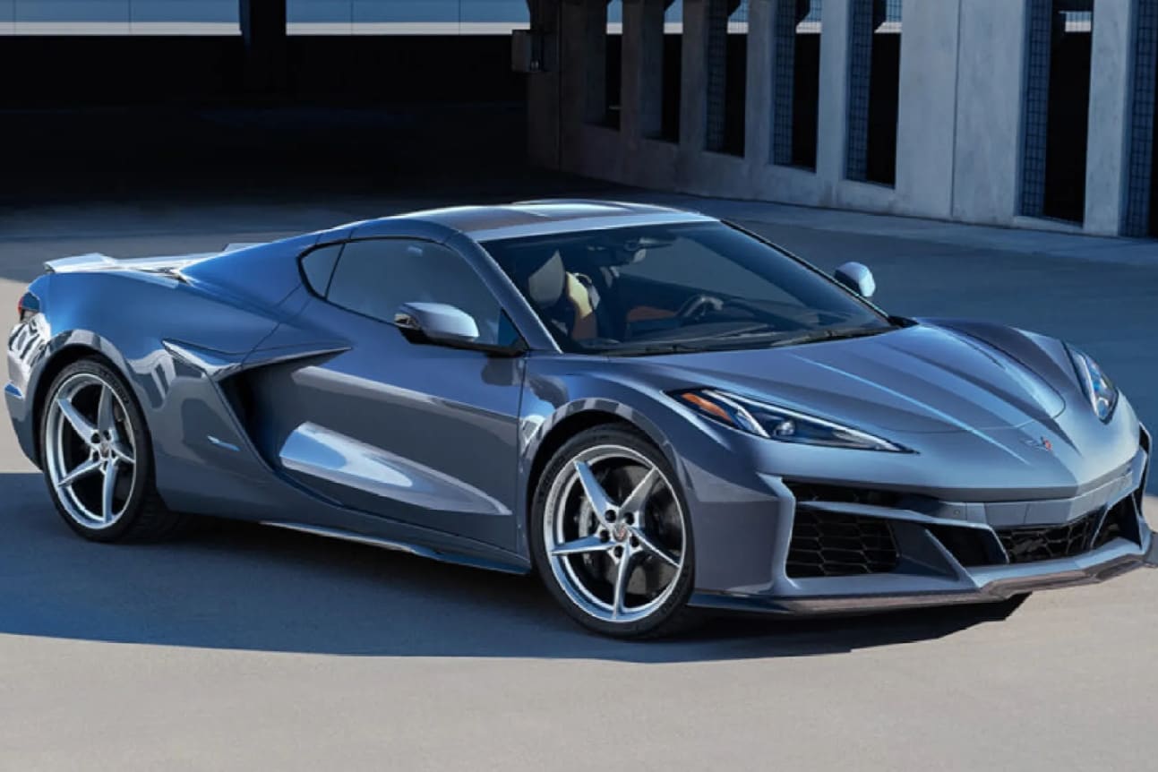 Corvette Stingray on track with Magnetic Ride Control
