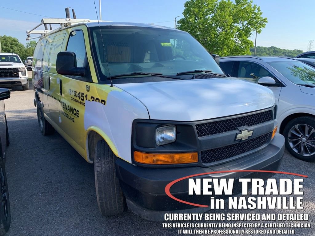 2017 Chevrolet Express 2500 Work Van HD's photo