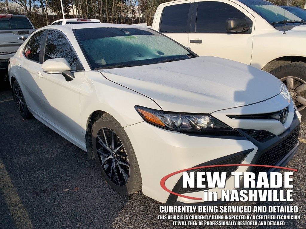 Used 2023 Toyota Camry SE Sedan