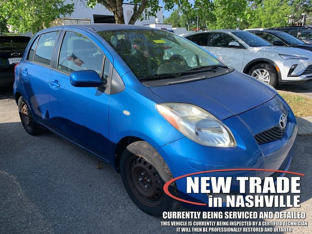 2010 Toyota Yaris 5-Door Liftback AT's photo