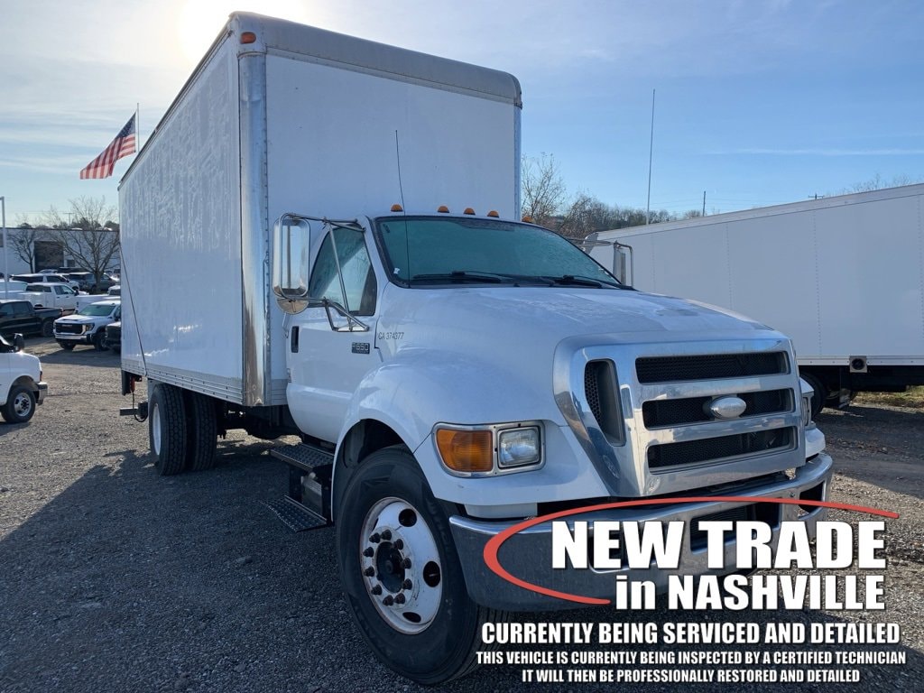 2008 Ford F-650's photo