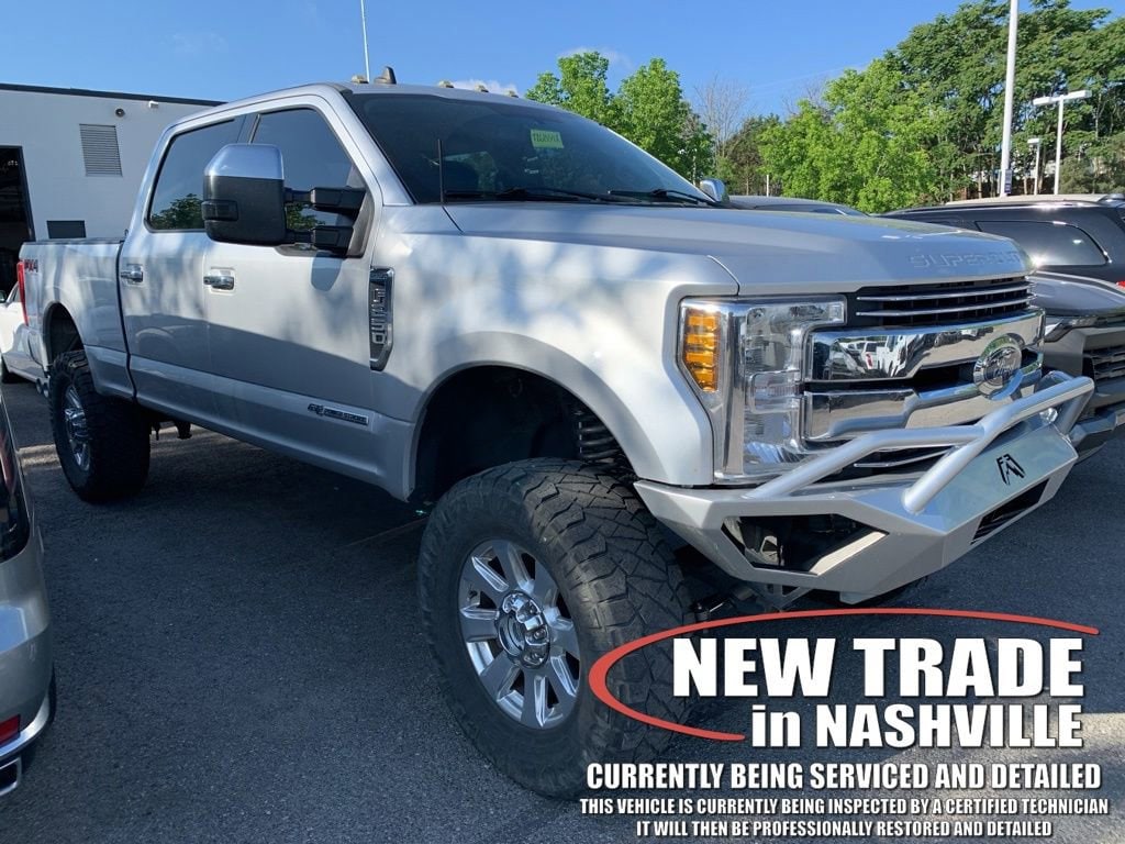 2019 Ford F-250 Lariat 4x4 Crew Cab 8' Box's photo