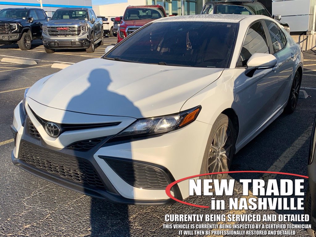 Used 2024 Toyota Camry SE Sedan