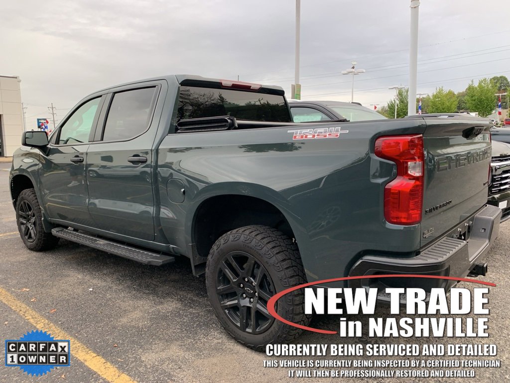 2025 Chevrolet Silverado 1500 Custom Trail Boss photo 2