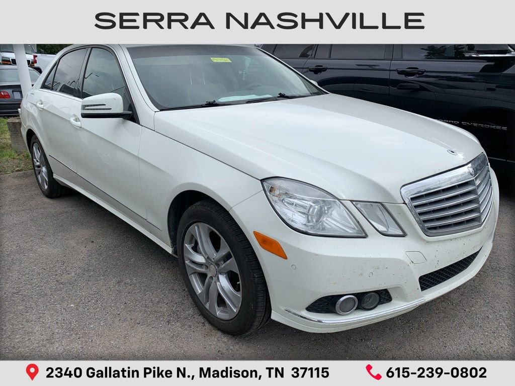 2011 Mercedes-Benz E-Class's photo