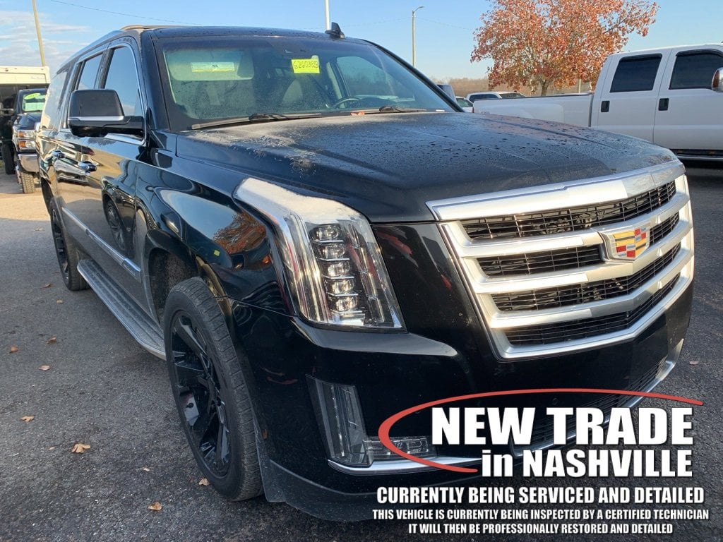 2016 Cadillac Escalade ESV Luxury's photo