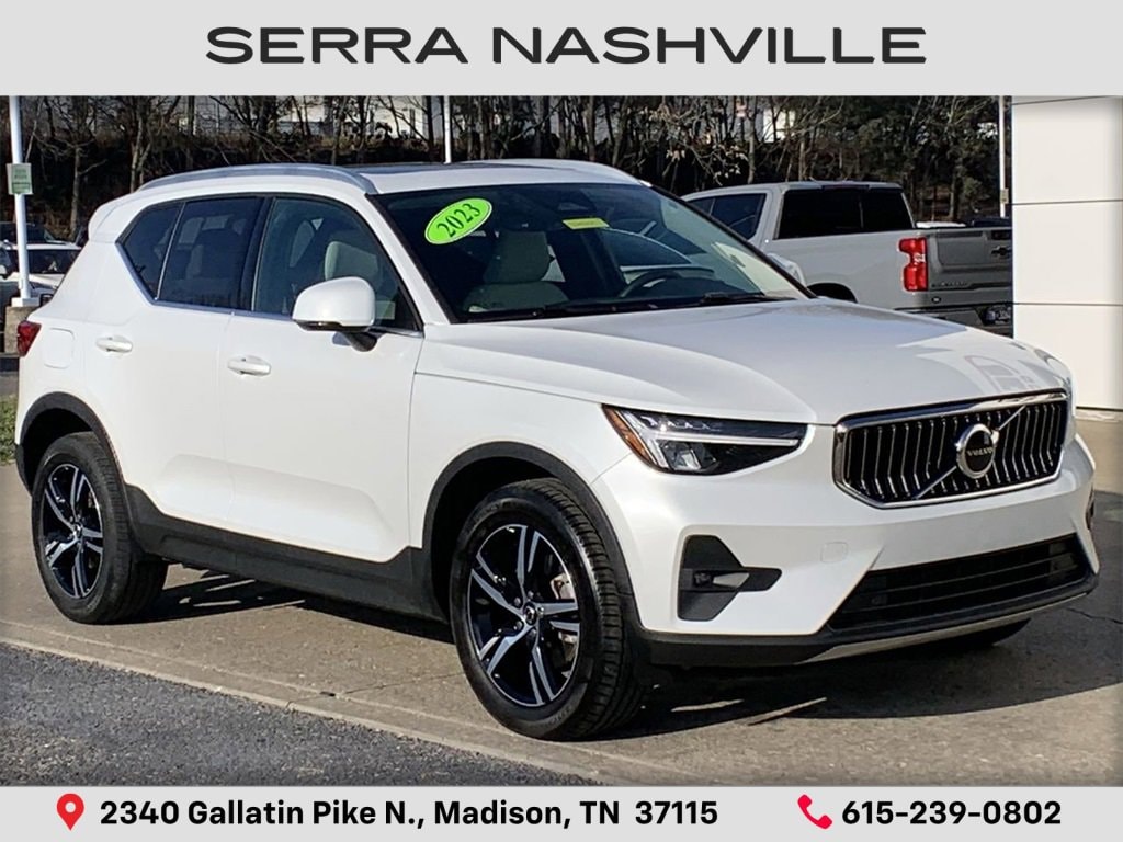 2023 Volvo XC40 Plus's photo