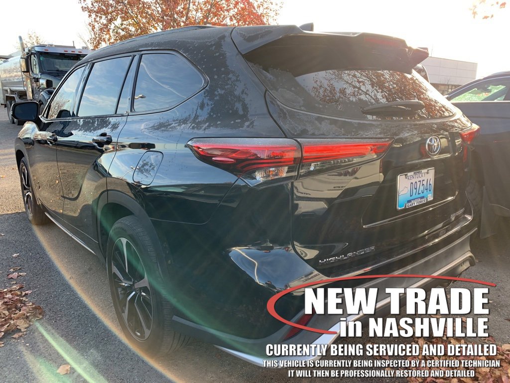 2021 Toyota Highlander XSE photo 3